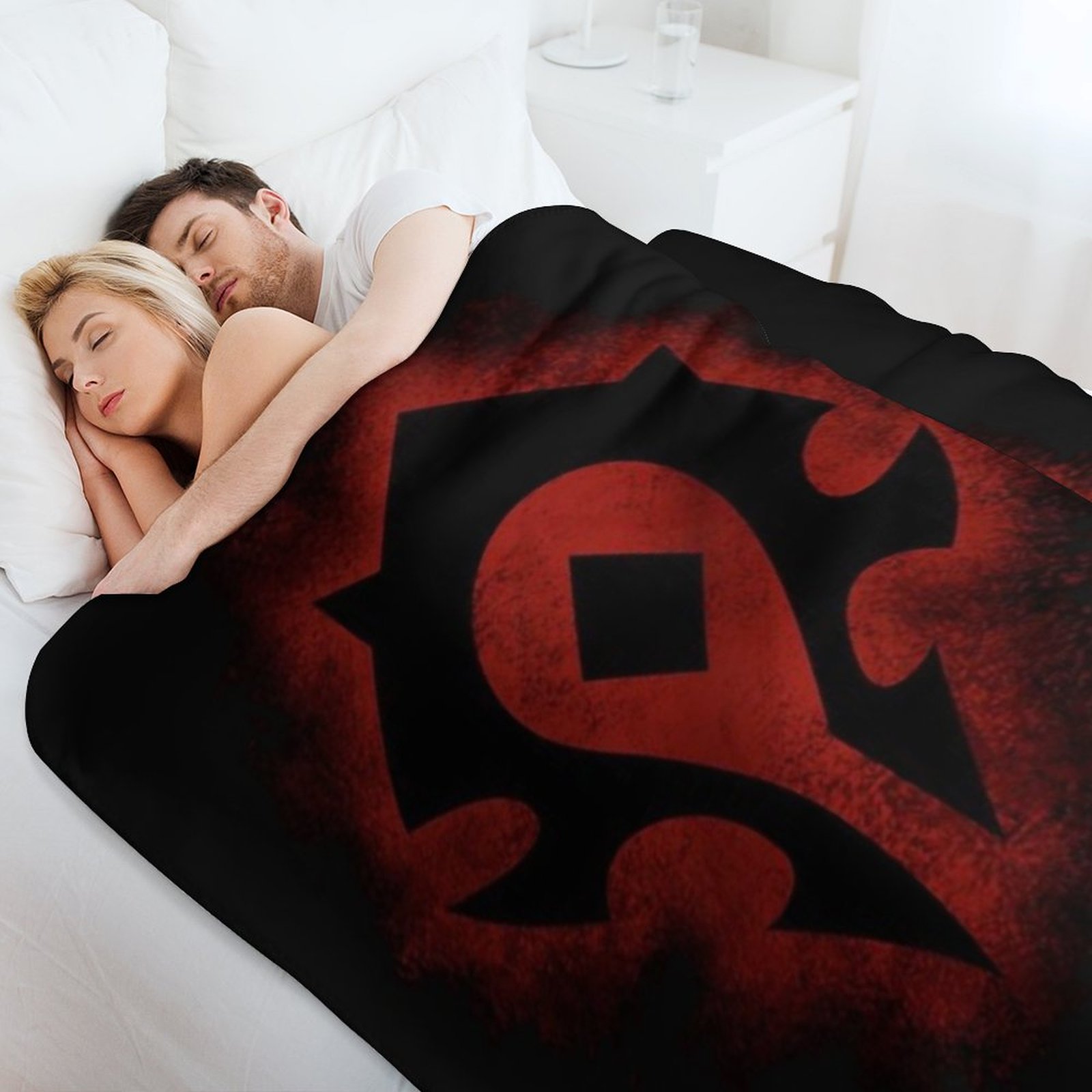 بطانية رمي بشعار Red Horde، نا - مراجعة Fleece Sleep Bag وسعره